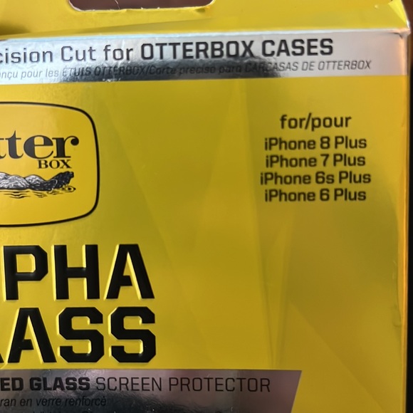 OtterBox Alpha Glass Screen Protector - Picture 2 of 4